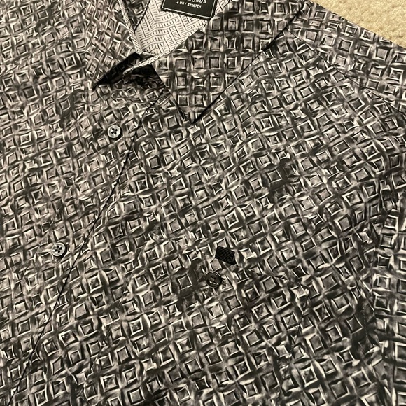 7 Diamonds 4 way stretch button down shirt XL - Picture 3 of 3